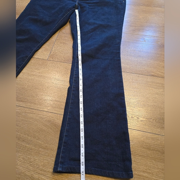 GAP Dark Wash Blue Boot Cut Jeans Denim SZ 16 / 33R - Picture 3 of 9